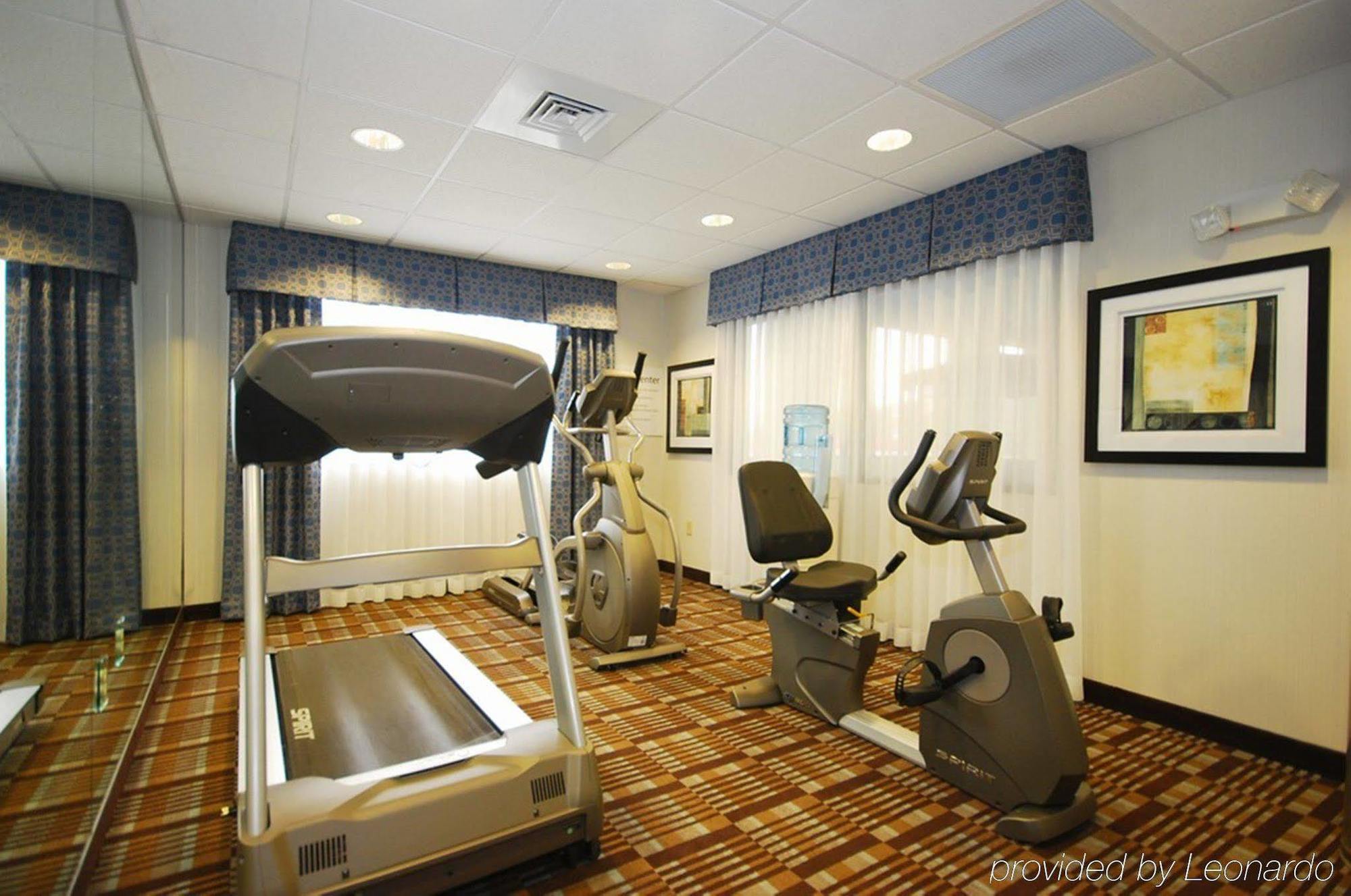 Holiday Inn Express And Suites Kittanning, An Ihg Hotel Dış mekan fotoğraf