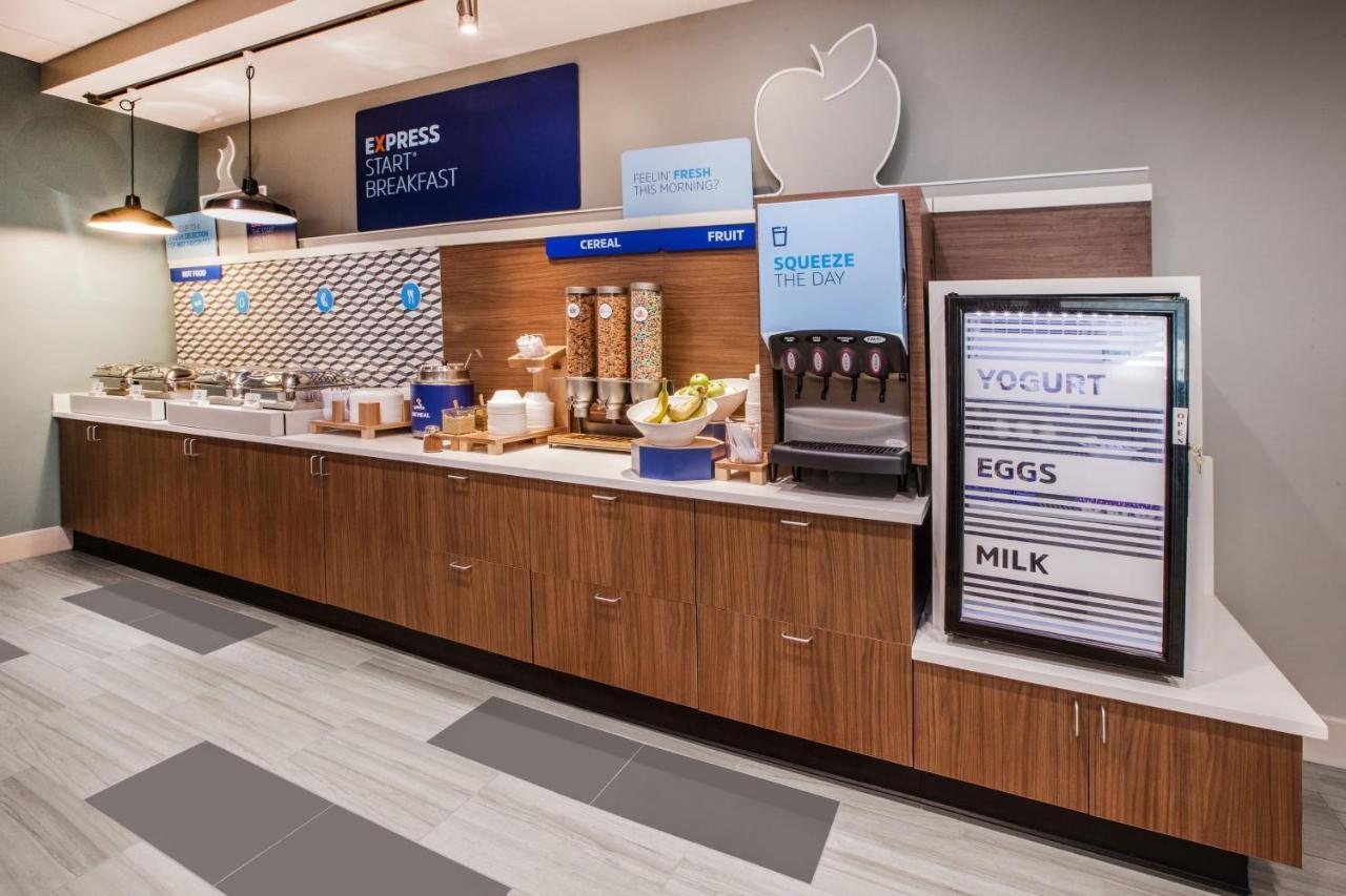 Holiday Inn Express And Suites Kittanning, An Ihg Hotel Dış mekan fotoğraf